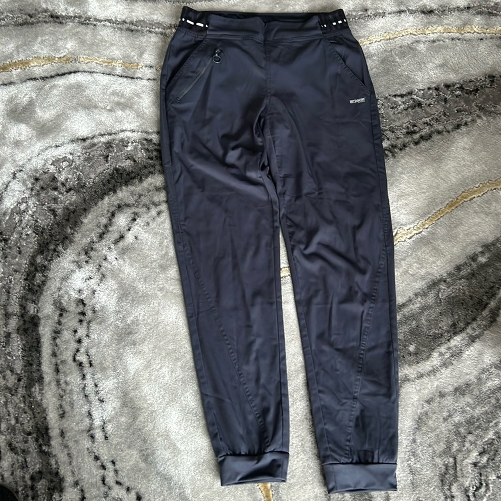 Barco Grey’s Anatomy jogger scrubs